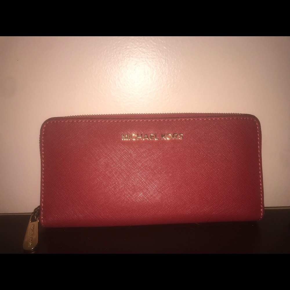 Michael kors wallet